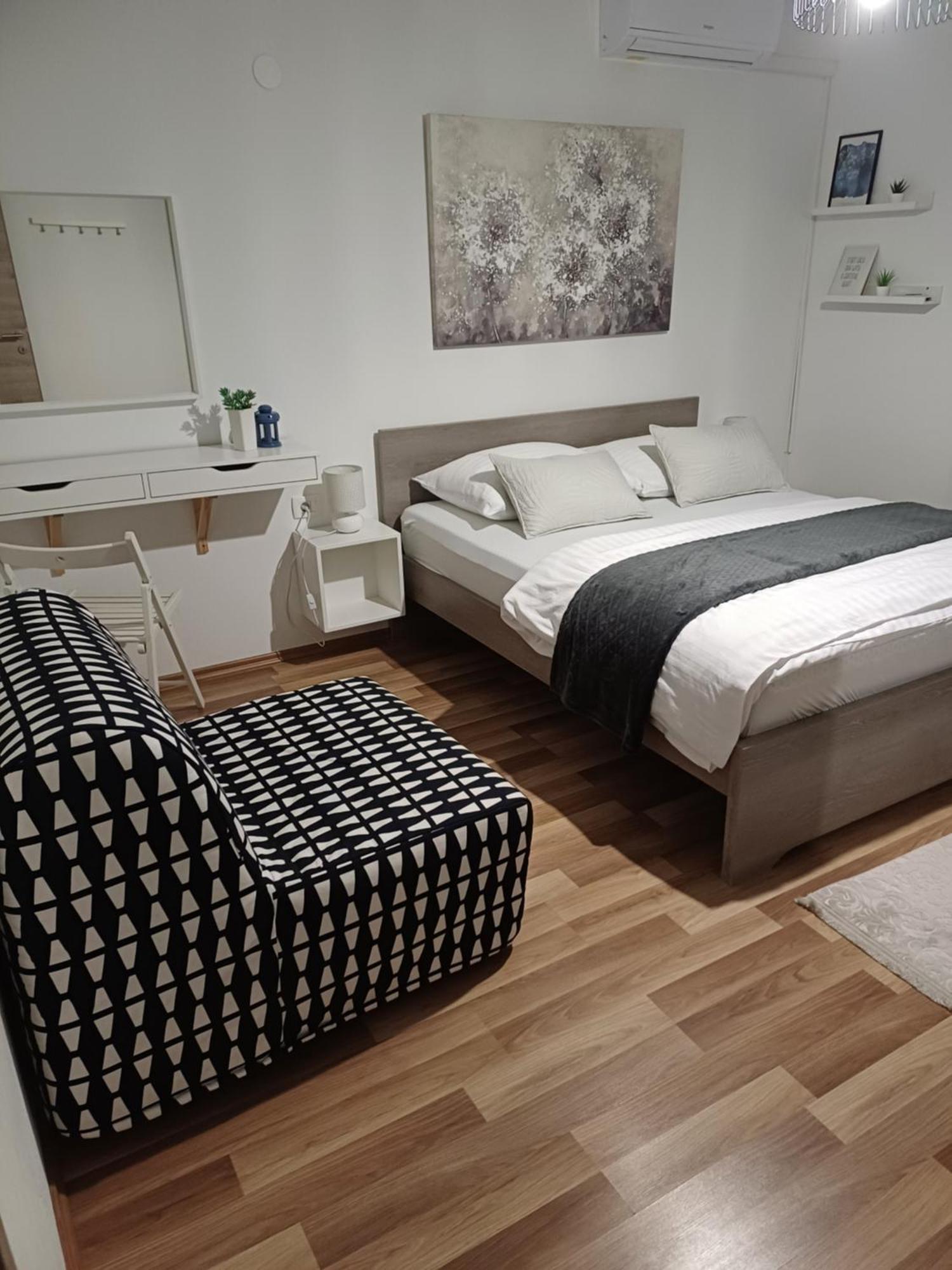 Josipa & Jelena Apartment Senj  Luaran gambar